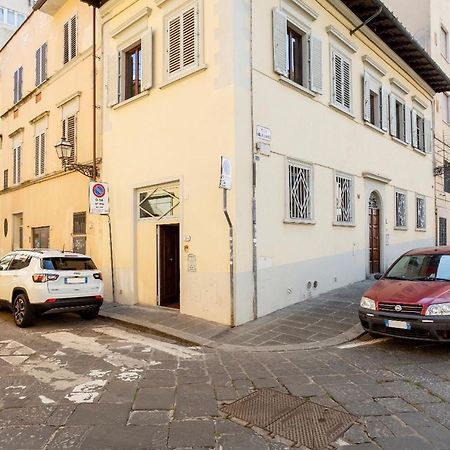 Apartamento Cozy Classic Italian House Near Santa Croce, On The Lungarno Florencia Exterior foto