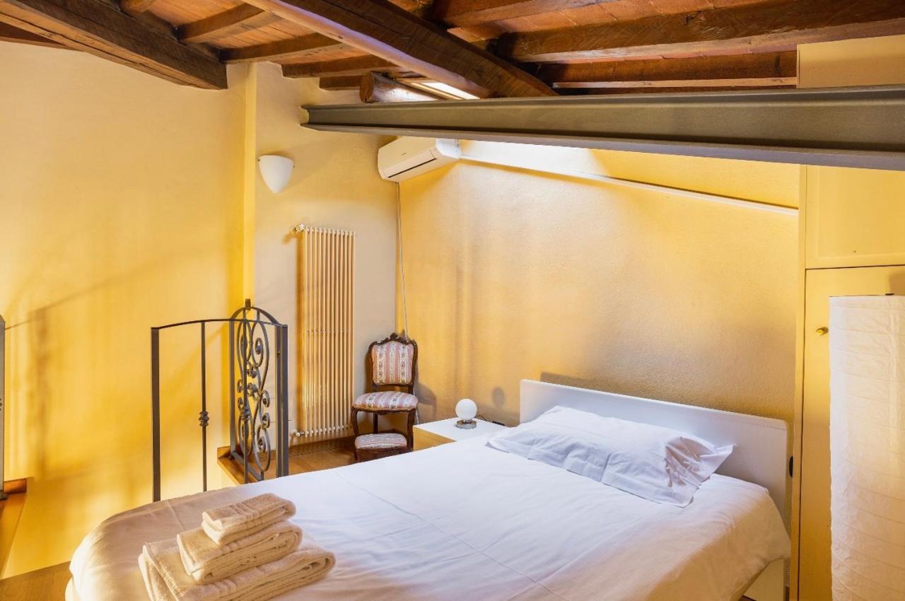 Apartamento Cozy Classic Italian House Near Santa Croce, On The Lungarno Florencia Exterior foto