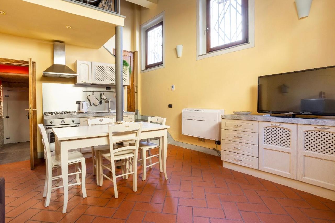 Apartamento Cozy Classic Italian House Near Santa Croce, On The Lungarno Florencia Exterior foto