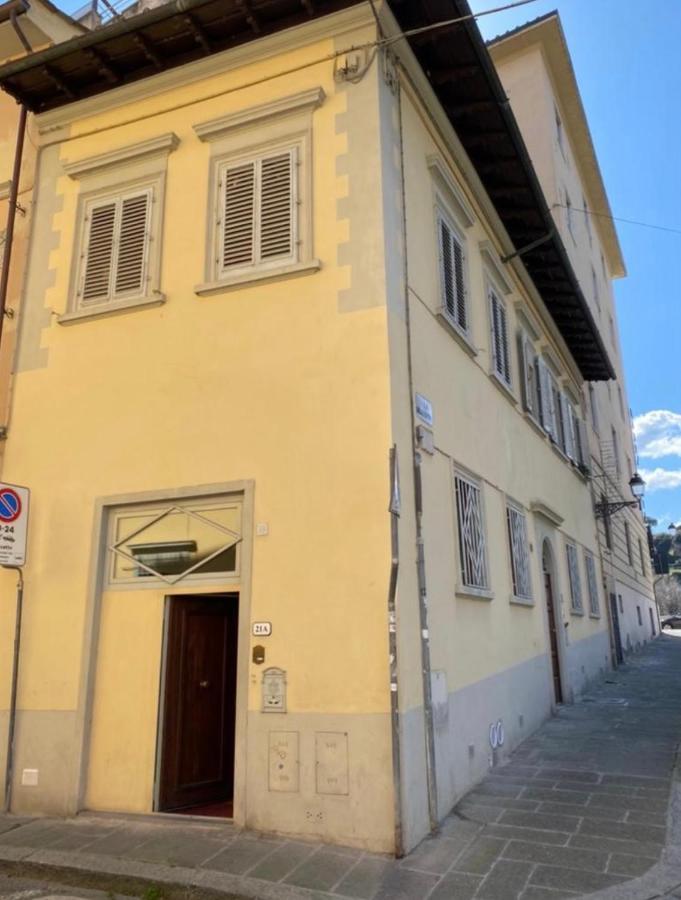 Apartamento Cozy Classic Italian House Near Santa Croce, On The Lungarno Florencia Exterior foto